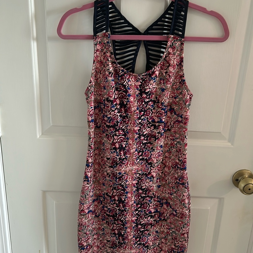 Francesca’s bodycon floral mini